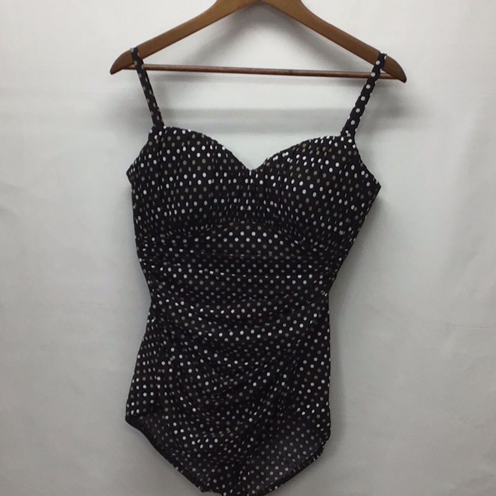 MiracleSuit black dotted 1 pc swimsuit.  PRISTINE condition.